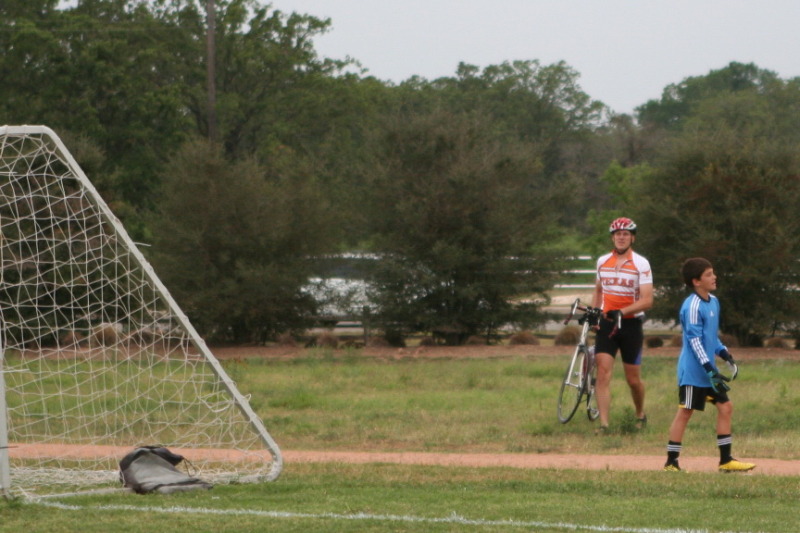 2011/04(April)/soccer/800x600_2011-04-30-Soccer Tournament-32.JPG